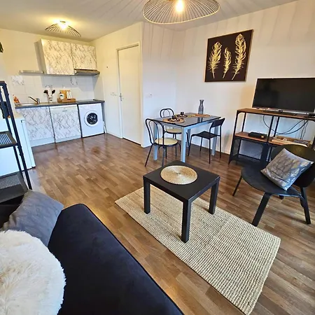 Cosy Equipe Avec Terrasse, Wifi *